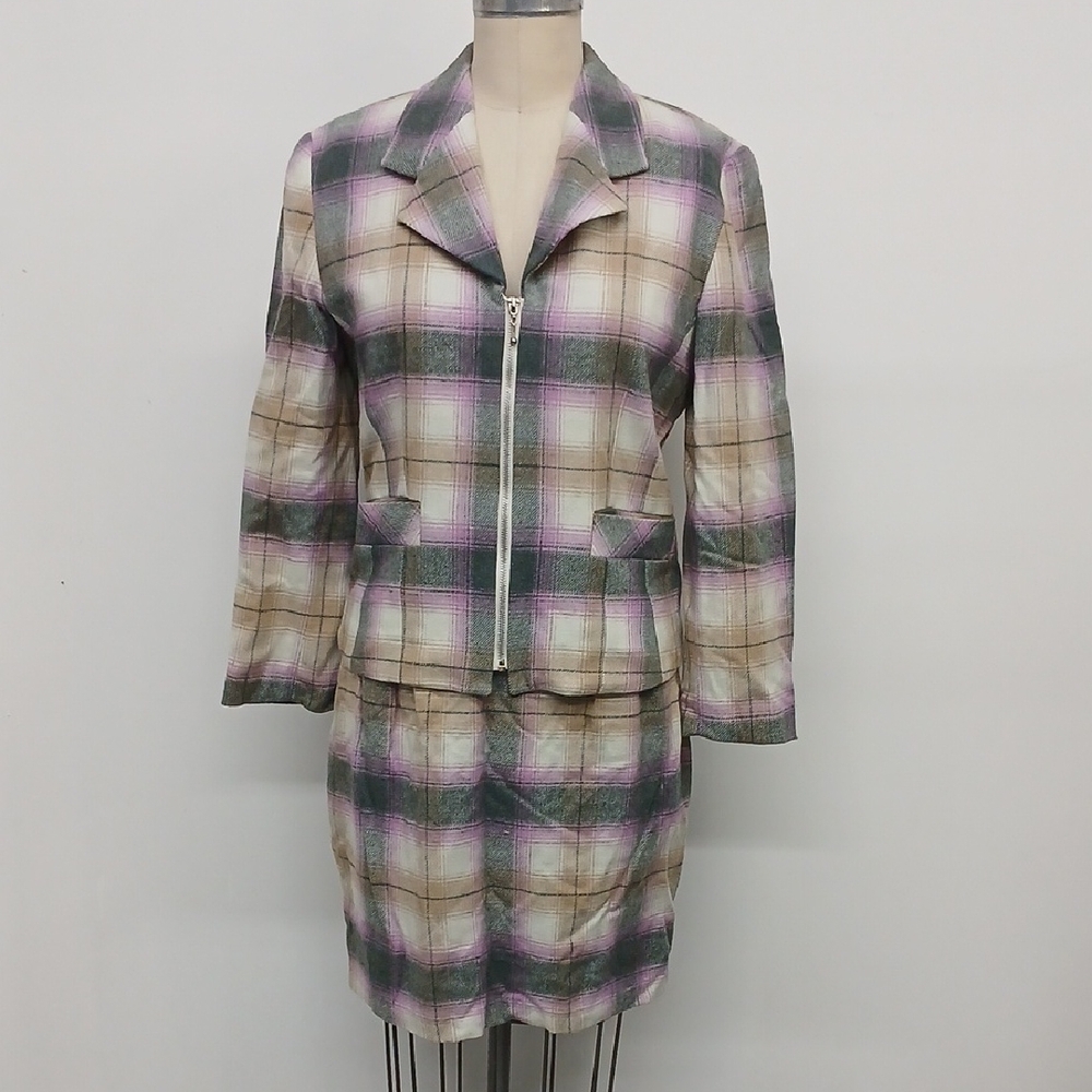 Styleworks 2 Piece Skirt Suit in Pink/Purple, Grey, Tan, and Cream Plaid Size 12